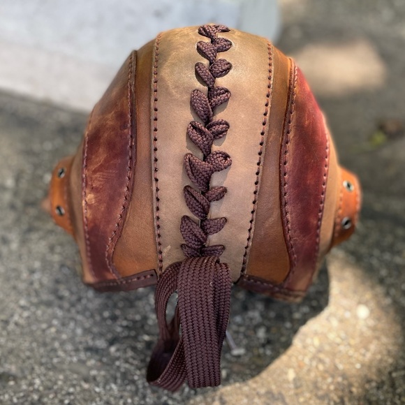 CHRISTMAS SALE. One of a kind, handmade leather aviator helmet. - Picture 4 of 6